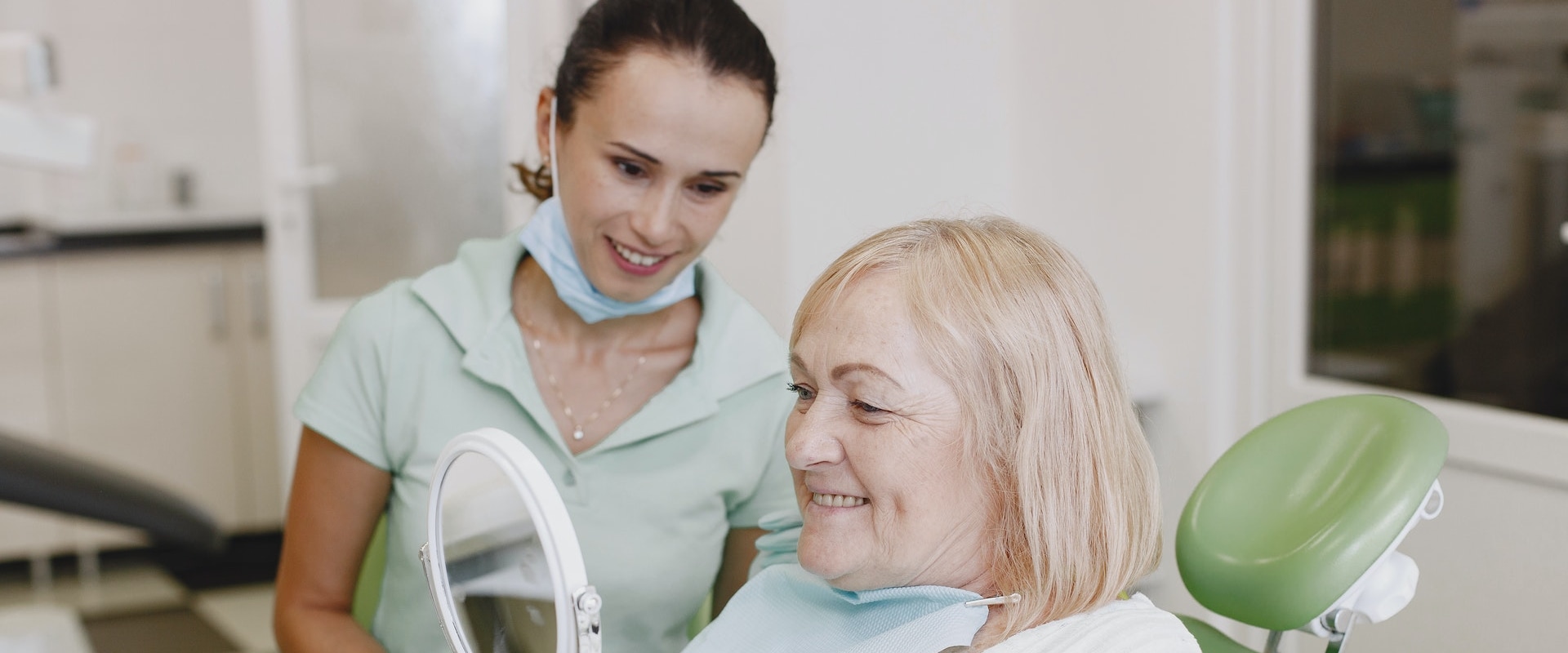 Achieve A Confident Smile With Dental Implants In San Antonio: Exploring All-On-Four Dentures